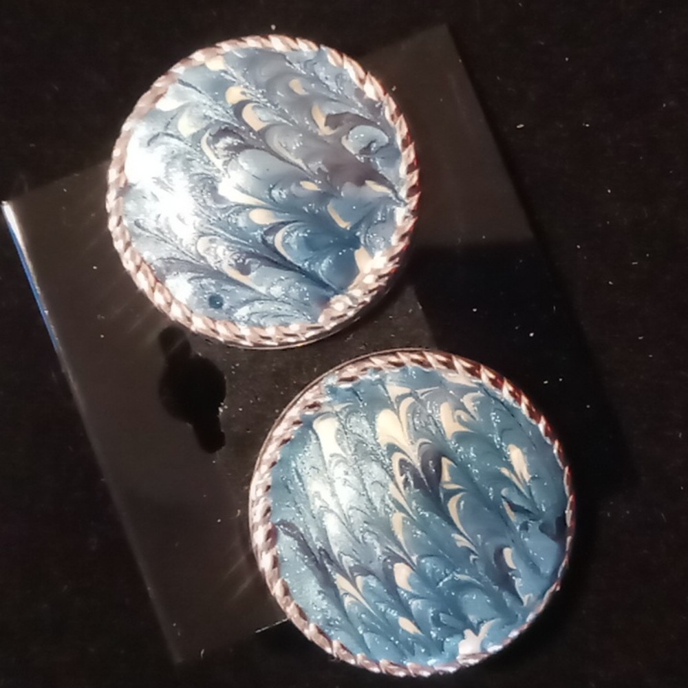 Metallic blue, white, navy blue Enamel & silver stud earrings. 80s retro